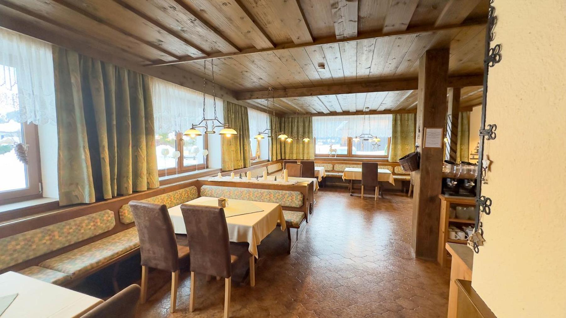 Alte Schmiede Hotel Leutasch Eksteriør billede